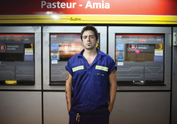 Kike in front of subway train doors. Photo: Getty Images / AFP / Eitan Abramovich